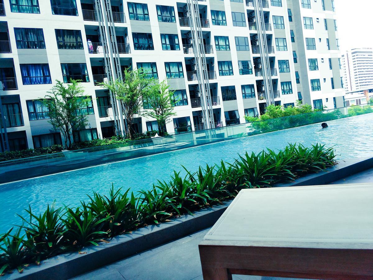 The Base Pattaya 芭提雅基地公寓 Extérieur photo