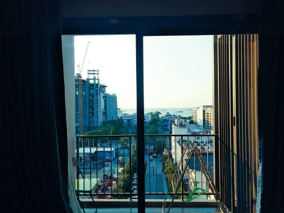 The Base Pattaya 芭提雅基地公寓 Extérieur photo